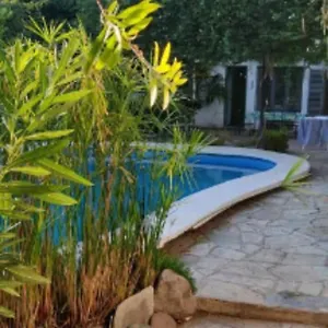 Habitación en casa particular Hermosa Habitación Con Parque Y Piscina, Mendoza